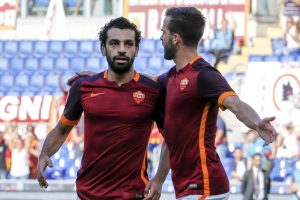 AS Roma's Mohamed Salah (L) celebrates with Miralem Pjanic after scoring against Sassuolo during their Serie A soccer match at Olympic stadium in Rome September 20, 2015. REUTERS/Giampiero Sposito