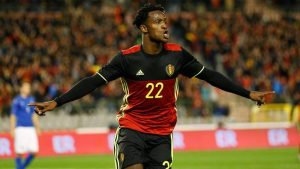 epa05023760 Michy Batshuayi of Belgium celebrates after scoring the 3-1 during the international friendly soccer match between Belgium and Italy at the King Baudouin stadium in Brussels, Belgium, 13 November 2015. EPA/LAURENT DUBRULE