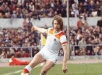 Loris Boni: “Le simulazioni sono una mancanza di cultura e di rispetto. Servirebbe maggiore severità da parte degli arbitri”
